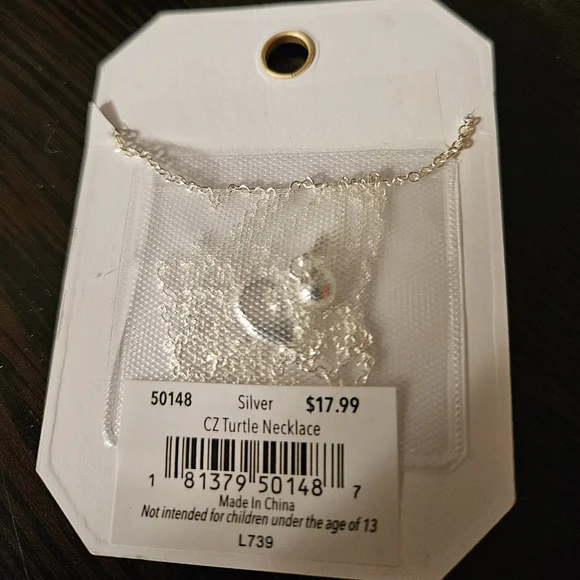 NWT Amanda Blu Turtle Necklace - Picture 4 of 4